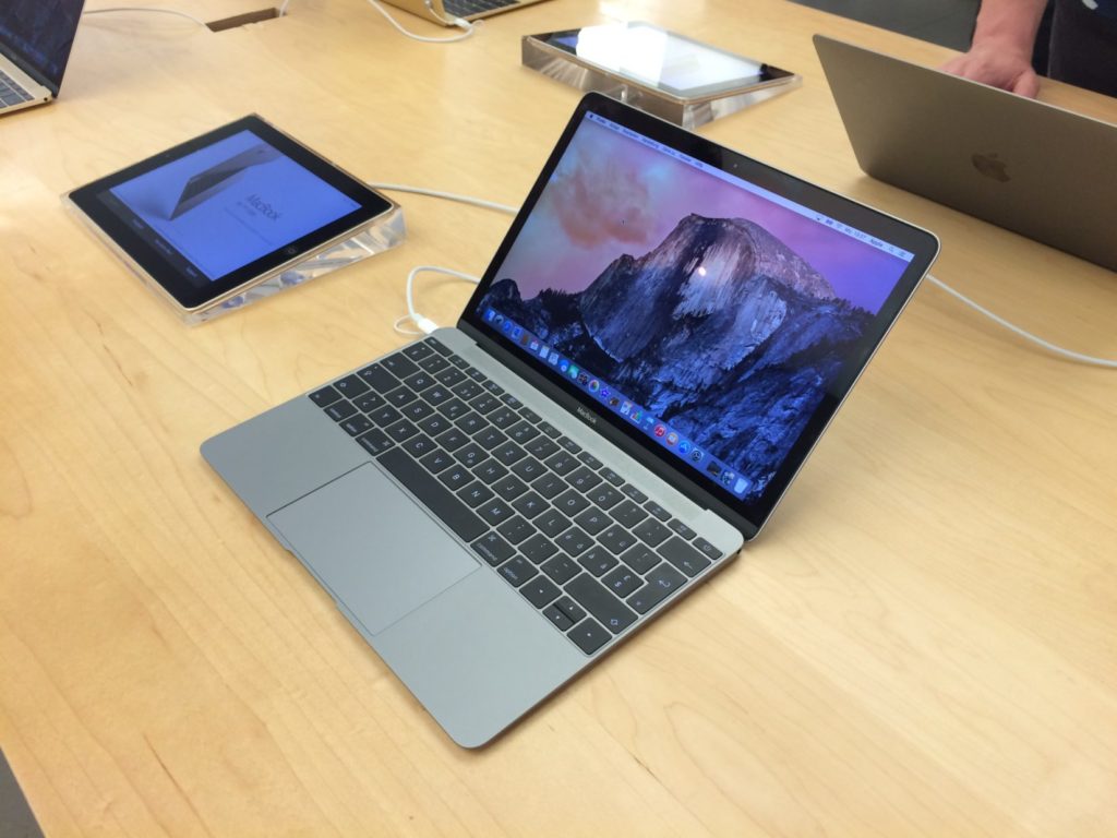 Apple MacBook in Space Grau